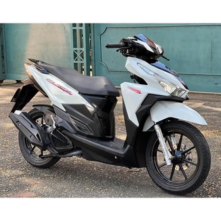 tem click đỏ nền đen 125 đời 2017