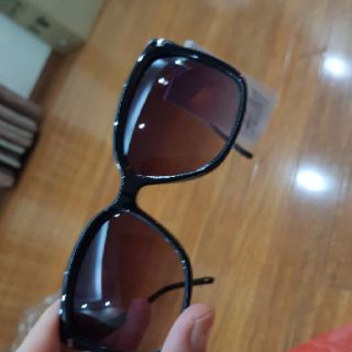 Kính HM auth vợt sale rẻ