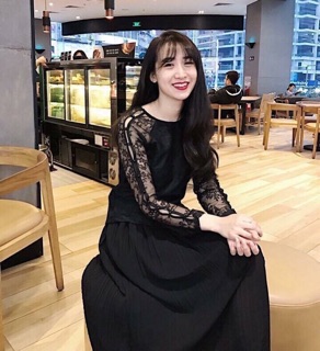 Váy ren đính hạt