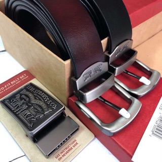 Thắt lưng da nam Levi's.