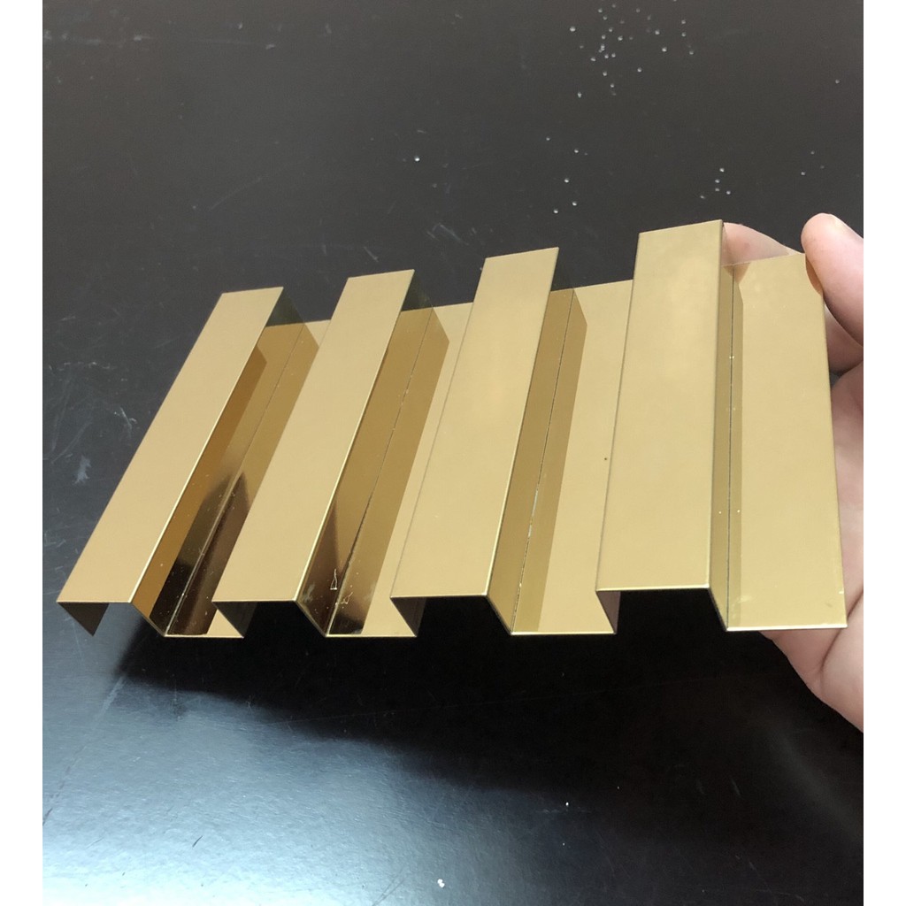 Tấm lam inox 304 trang trí cao cấp >