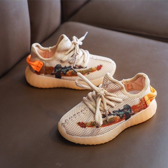 Giày yeezy cho bé