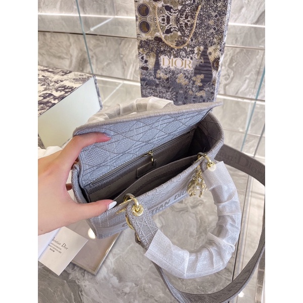 Túi xách mini nữ vải denim cao cấp hoạ tiết kim loại đính trang trí dây đeo bản to dior CD