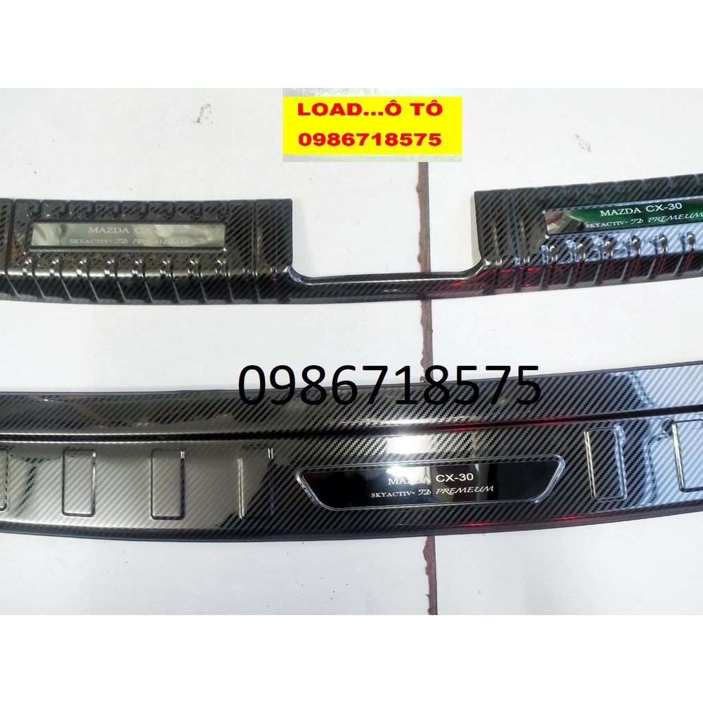 Bộ Chốn Trầy Cốp Sau Trong, Ngoài Carbon Xe Mazda CX30 2022-2021 Mẫu Vân Carbon Cao Cấp Nhất Thị Trường