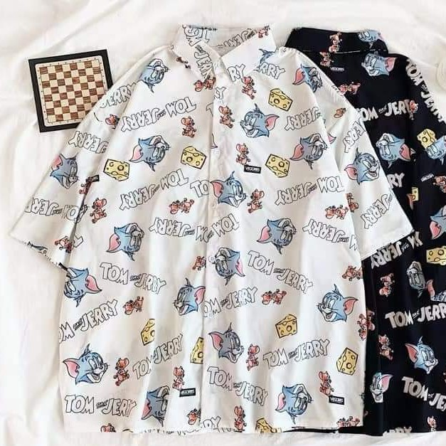 Áo sơ mi họa tiết tay lỡ TOM and JERRY màu TRẮNG/ ĐEN - Nam Nữ Unisex