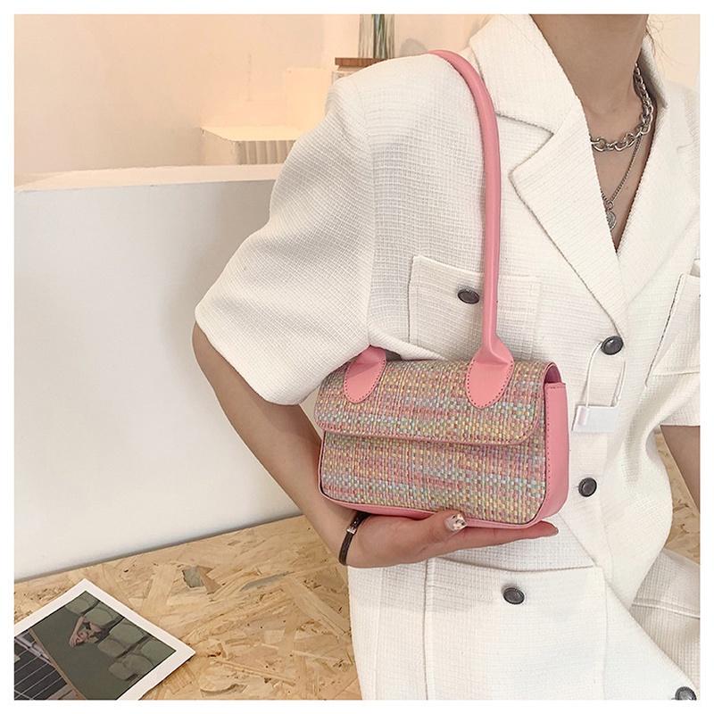 Túi Xách Đan Cói Hình Vuông Nhỏ Màu Sắc Nổi Bật NB00281