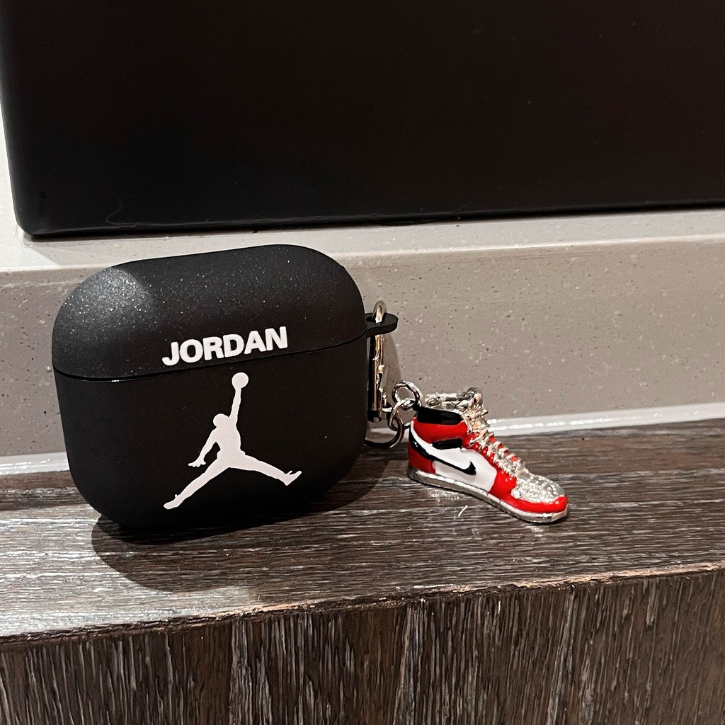 Ốp Bảo Vệ Hộp Đựng Tai Nghe compatible AirPods 3 Thiết Kế Xinh Xắn Ốp Hộp Đựng Tai Nghe Nhét Tai Mạ Điện Hình Chiếc Giày 23 Plus Cho compatible AirPods 3rd) 2021 New compatible AirPods3 compatible AirPodsPro compatible AirPods2gen