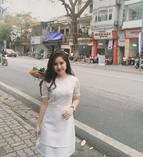 Váy Thân Ren Chân Tafta