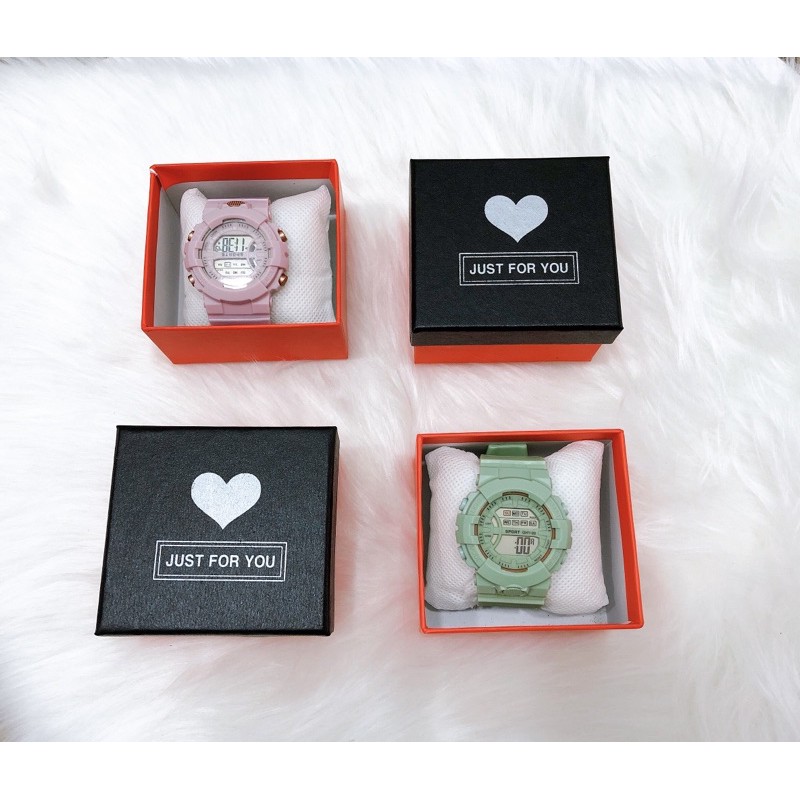 Đồng hồ điện tử nam nữ(tặng hộp) mới nhất 2021