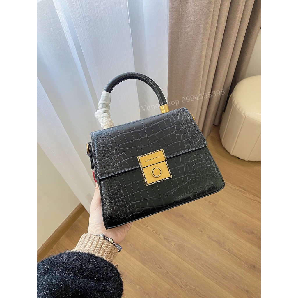 Túi Xách Nữ Đeo Chéo Cao Cấp CNK Khóa Vuông Quai Tròn Vân Đen Size 21, Ảnh Chụp Thật, VụngShop