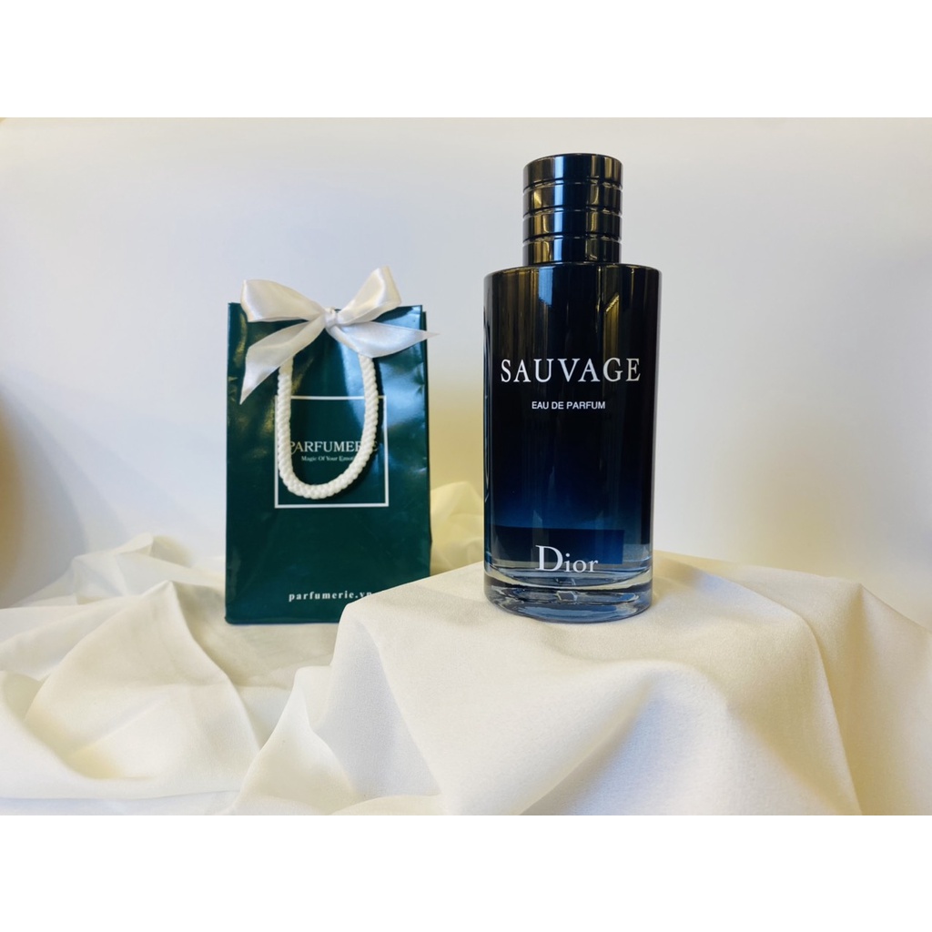Nước hoa nam Sauvage EDP hương thơm Phóng khoáng, Mạnh mẽ, Cuốn hút