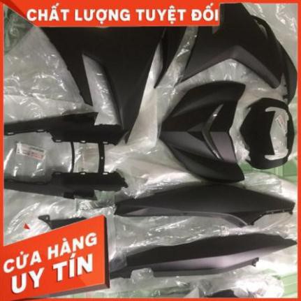 Dàn áo đen nhám Yamaha Exciter 150 2018 full 11 món zin chính hãng+ mủ nhám