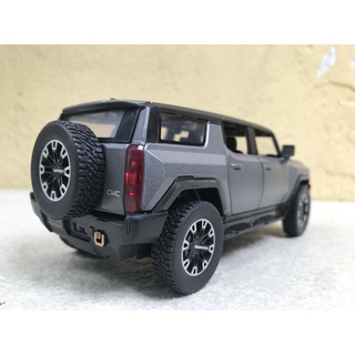 Mô hình xe GMC HUMMER EVs - 1:32
