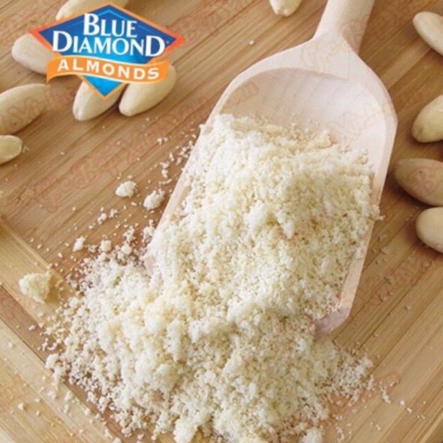 Bột hạnh nhân Mỹ làm bánh