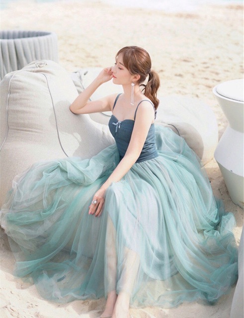 Váy dạ hội dự tiệc quyến rũ