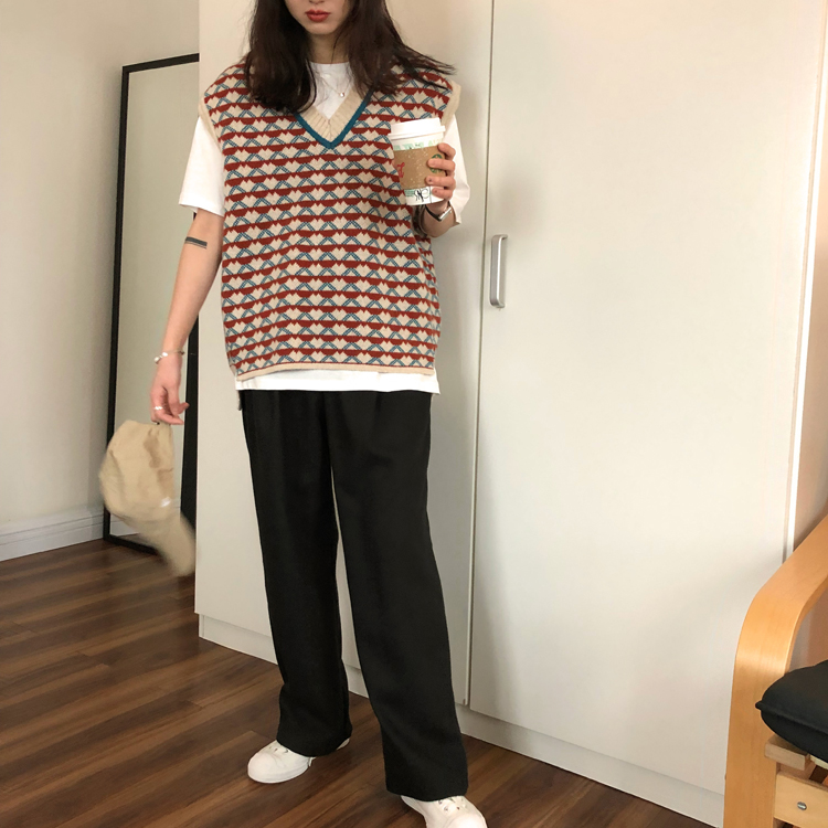 Áo Sát Nách Xiaozhainv Dệt Kim Cổ Chữ V Họa Tiết Kẻ Sọc Phong Cách Retro Hàn Quốc Dễ Phối Đồ Dành Cho Học Sinh | BigBuy360 - bigbuy360.vn