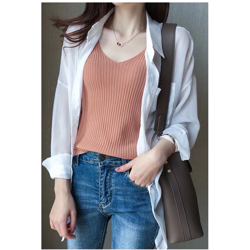 Áo hai dây cổ chữ V dệt kim vải lụa màu đen trắng thời trang hè trẻ trung cho nữ | BigBuy360 - bigbuy360.vn