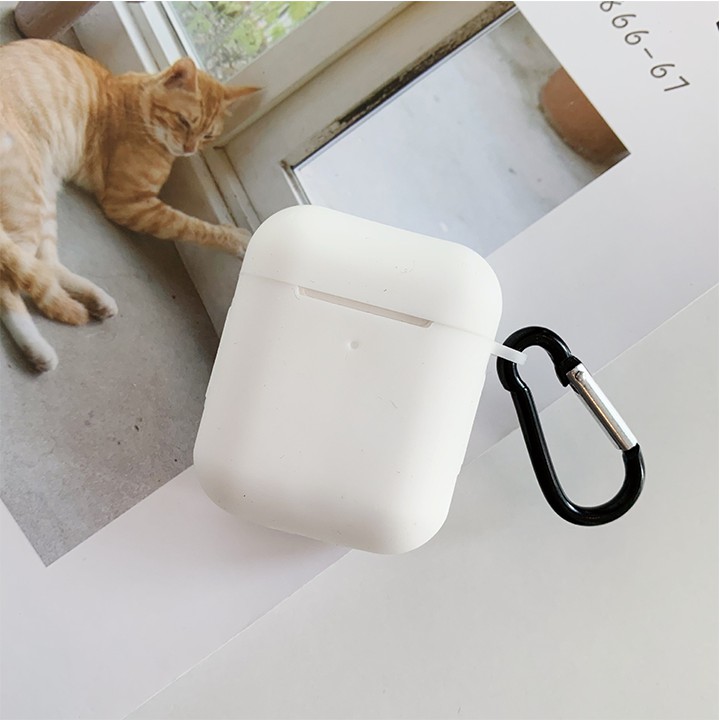 Bao da silicon kèm móc khóa cho tai nghe Airpods, inPods, i11, i12, Airplus v.v... GIAO MÀU MẨU NGẪU NHIÊN