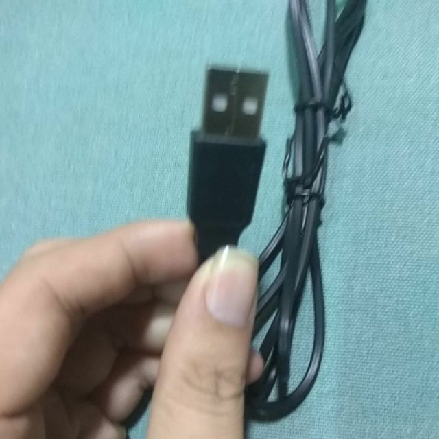 Bàn phím số R8 1810 Cổng USB