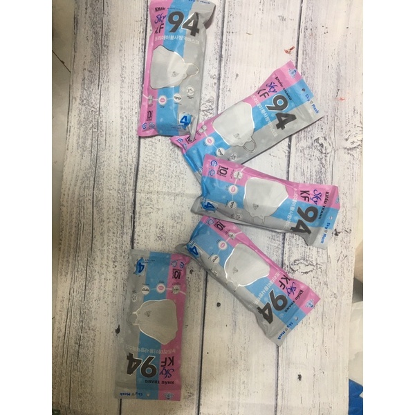 Sét 10 cái Khẩu trang SKY KF94 công nghệ Hàn Quốc