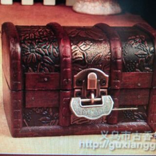 Hộp gỗ cổ trang có khoá