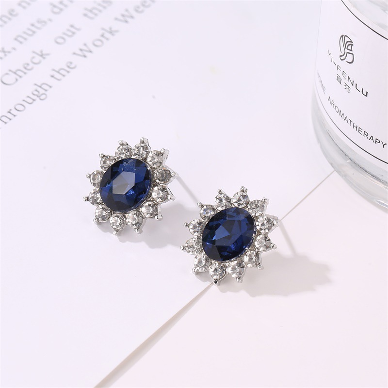 Hoa tai và dây chuyền đá quý màu xanh hướng dương thời trang Hàn Quốc