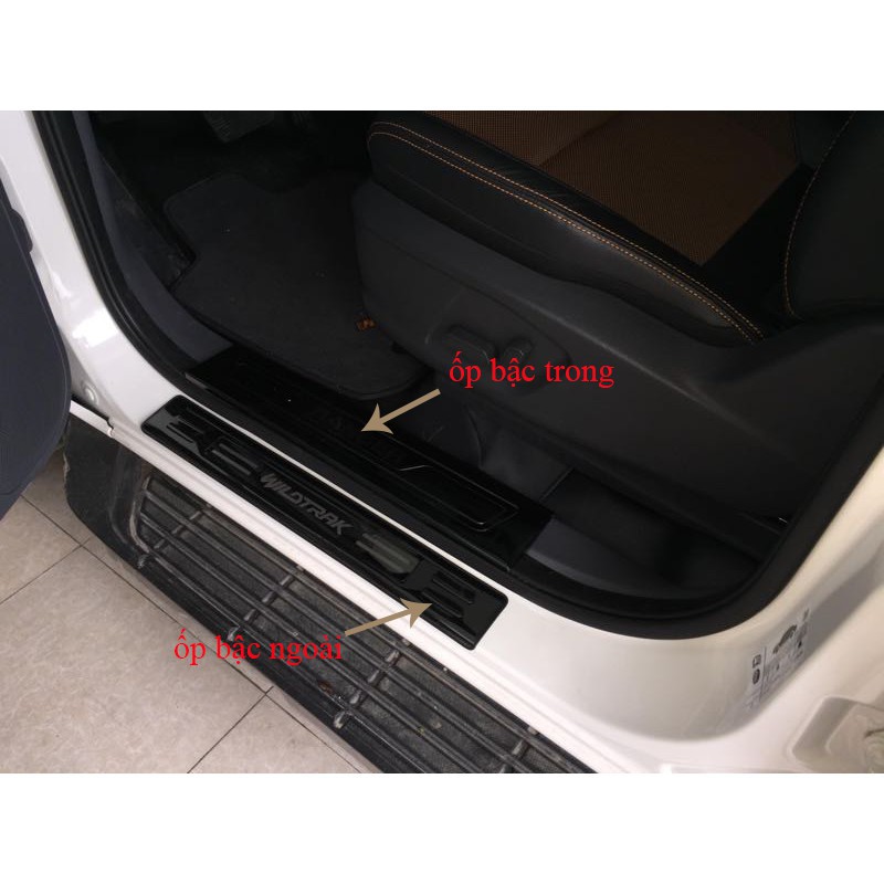 Ốp bậc cửa Ford Ranger 2016 - 2021 Titan cao cấp