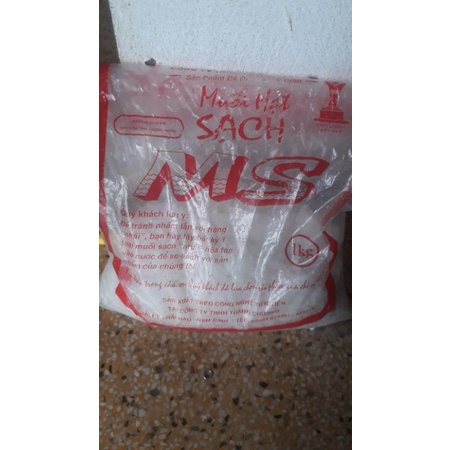 1 kg muối hạt dùng đóng gạo muối diêm giao thừa