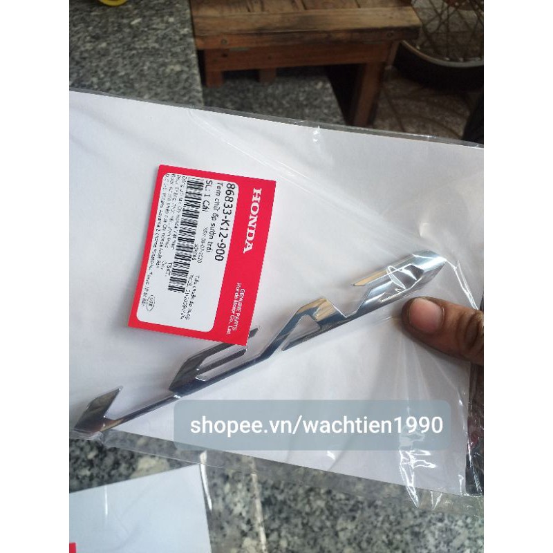 Tem nổi lead 125  2013 zin hãng