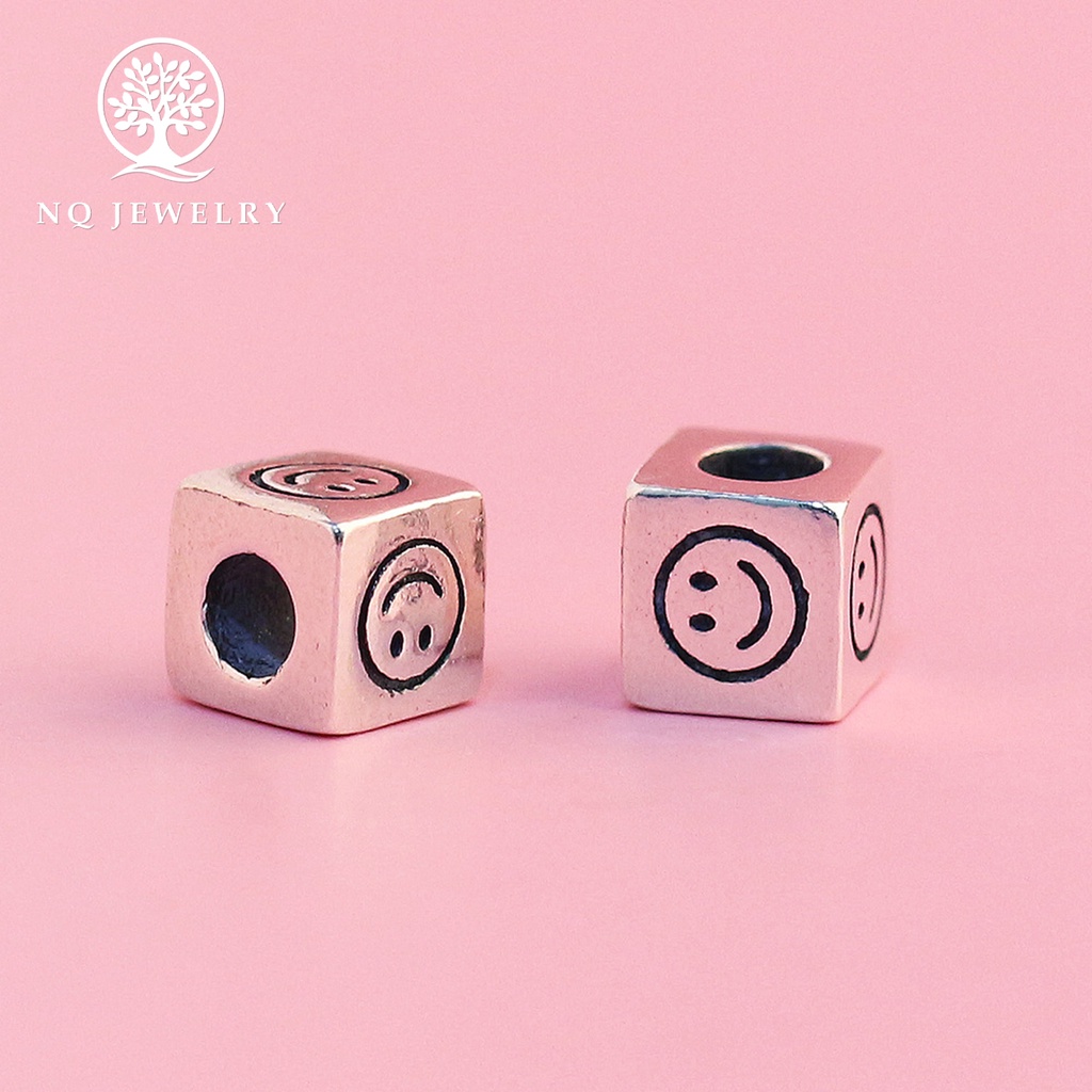 Charm bạc hình vuông mặt cười - NQ Jewelry