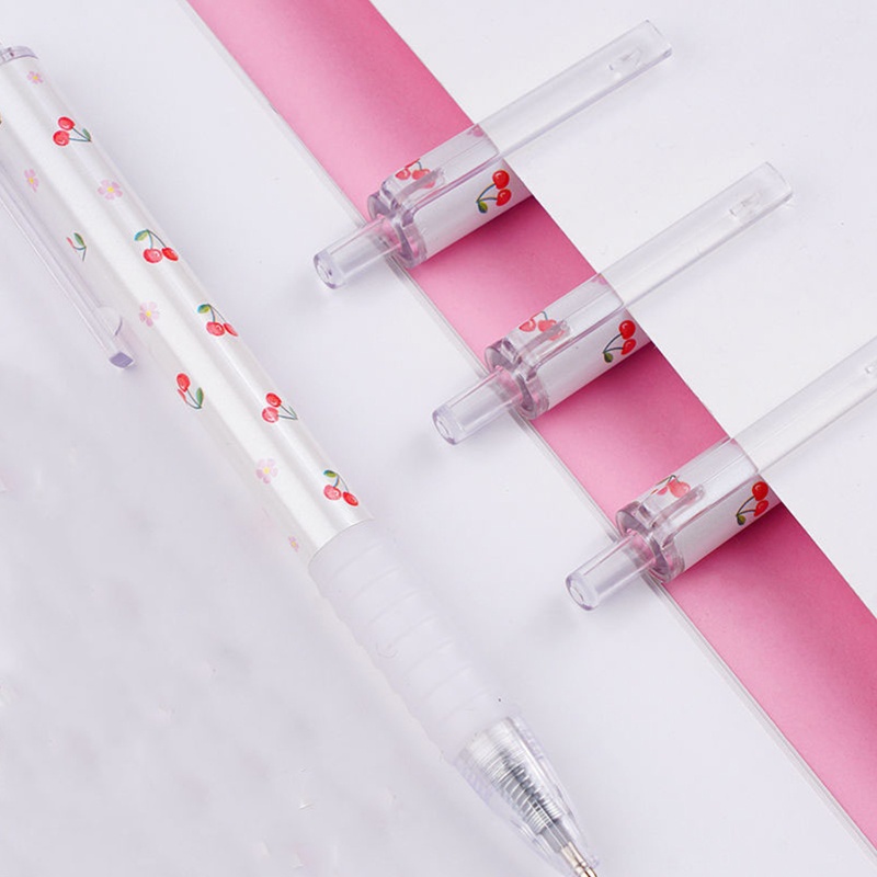 Set 2 Bút Bi Mực Đen Ngòi 0.5mm In Hình Hoa Anh Đào