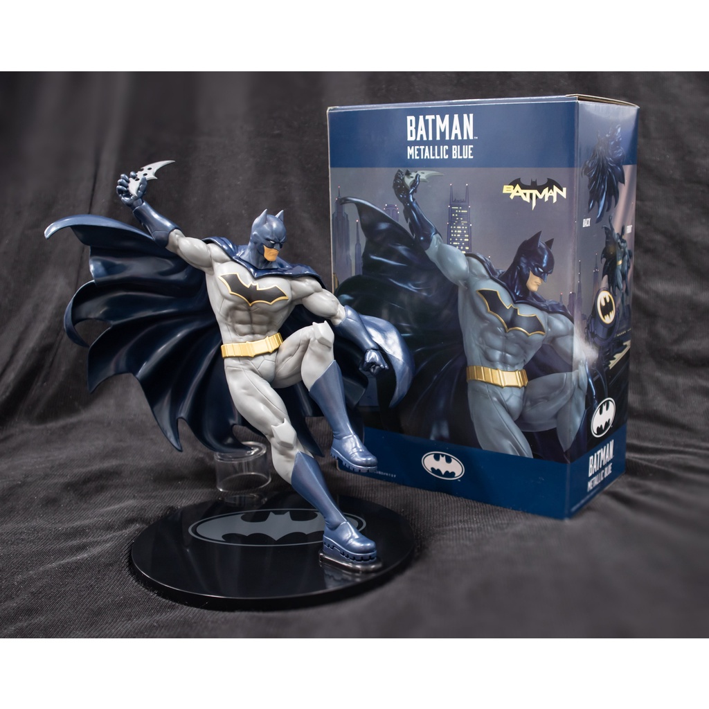 Mô hình Batman - Xanh kim loại - chính hãng Nhật Bản