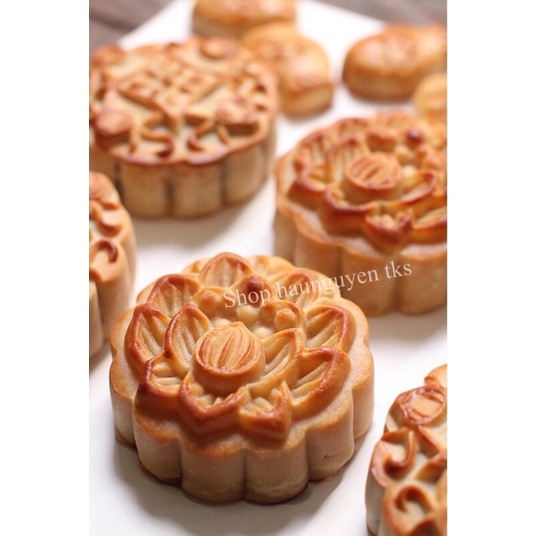 Khuôn trung thu nhấn Vĩnh Trường 200g- mẫu số 3,4,17- rồng,phụng,sen- dùng nhấn bánh trung thu,dẻo nướng,nhấn xôi