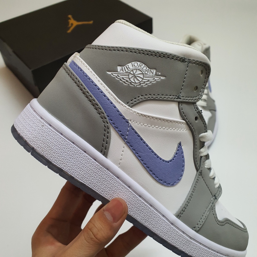 Giày Jordan 1 Mid Wolf Grey Xám Xanh Cao Cấp Fullbox, Giày thể thao jordan 1 cổ cao wolf grey xám xanh, da nhăn cực đẹp