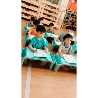 bàn nhựa đa năng cho bé
