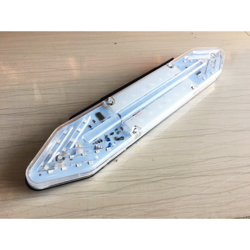 ĐÈN LED TRANG TRÍ CHO XE _24v hàng tốt giá rẻ