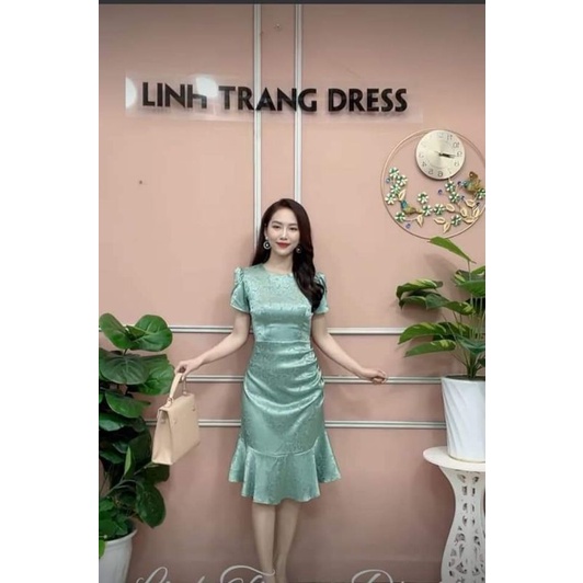 Váy lụa xanh ngọc 250k size L