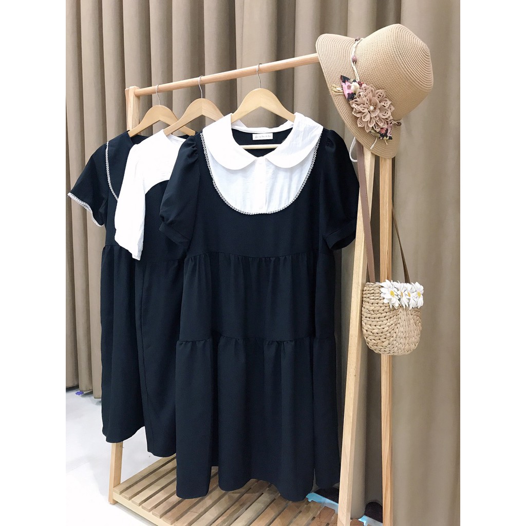 Váy bầu bigsize - Đầm bầu thiết kế GuMe màu Đen 3 Tầng Phối Cổ Sen trắng tay bo chất vải sạn lua size từ 40-100kg MB232