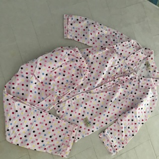 Đồ bộ vải kate, thô mịn.