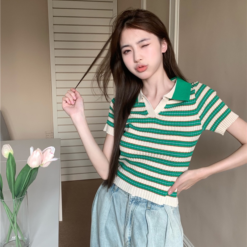 Áo Croptop Len Mongtoghi Kẻ Cổ Bẻ Cộc Tay Co Giãn Thời Trang Sugal TOP NU 049V1