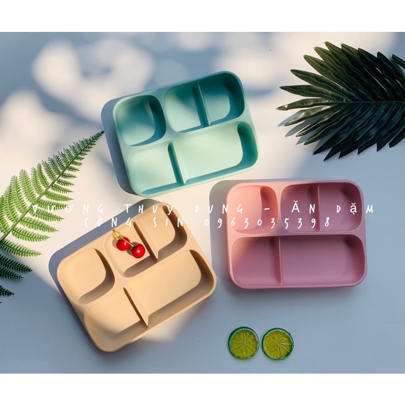 Khay chữ nhật silicon 5 ngăn đế hít chống đổ cho bé ăn dặm