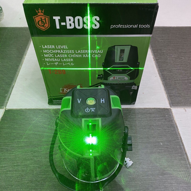 Máy cân bằng Laser T-Boss 5 tia sáng xanh dùng trong nhà và ngoài trời.