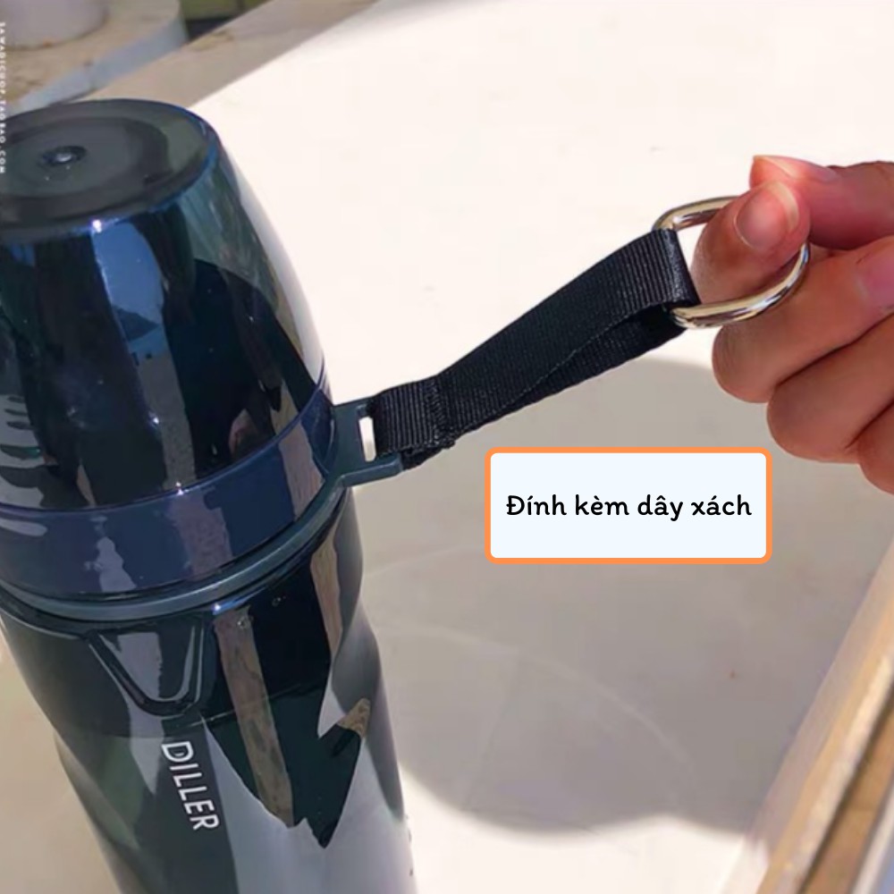 Bình nước thể thao 700ml chất liệu TRITAN an toàn sử dụng, kèm quai xách