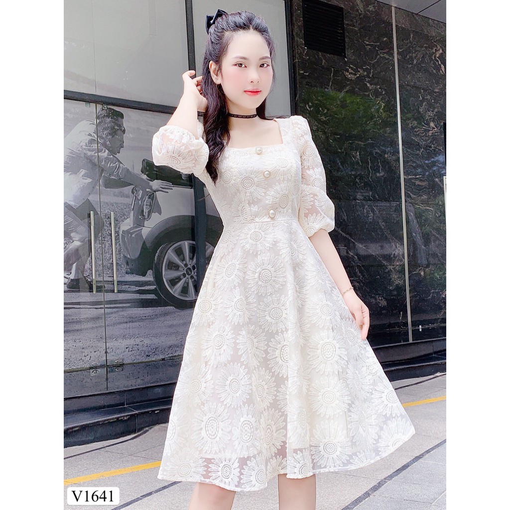 Váy xòe trắng kem hoa cúc V1641 - QUEEN SHOP DOLCE VIVA COLLECTION(ảnh người mẫu+ảnh trải sàn do shop chụp tự chụp))