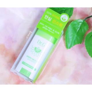 Kem chống nắng dạng thỏi Dr.G Green Mild Up Sun Stick SPF50 + PA ++++