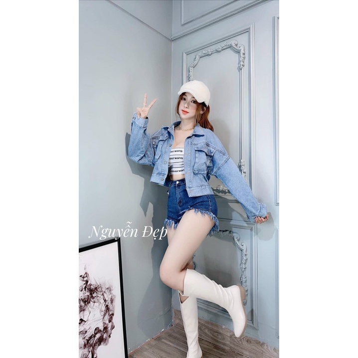 Áo khoác jean túi hộp tay dài