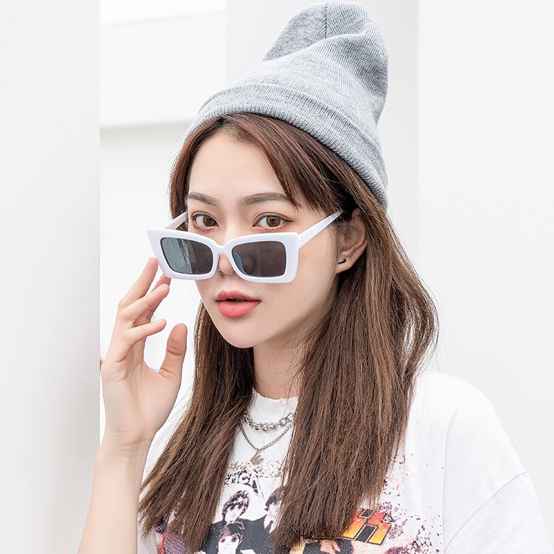 Kính mắt mèo vuông hot hit