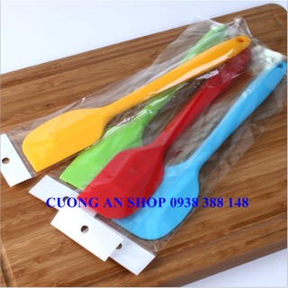 Phới trộn bột silicon màu cán liền