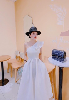 đầm xoè tay bèo