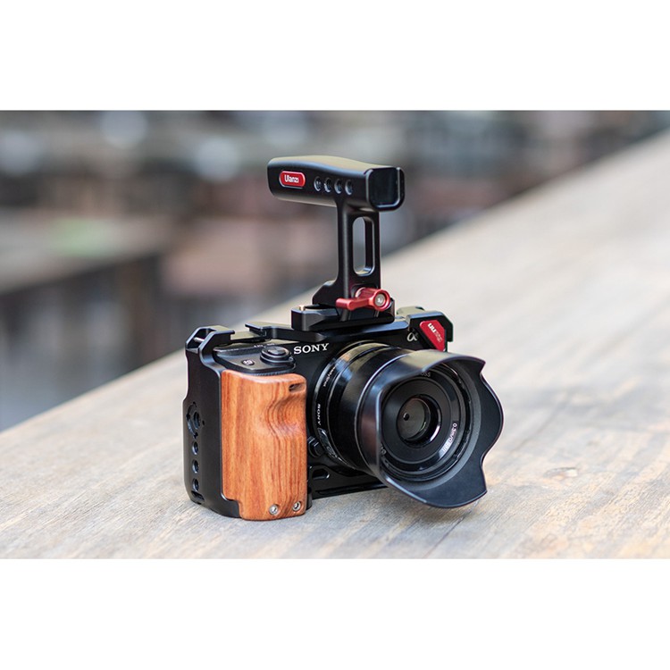 Ulanzi R084 - Tay Cầm Nhôm Đa Năng Hỗ Trợ Quay Phim Cho Máy Ảnh DSLR - Hàng Chính Hãng